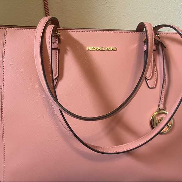 Michael Kors Blush Pink Tote - Picture 1 of 3